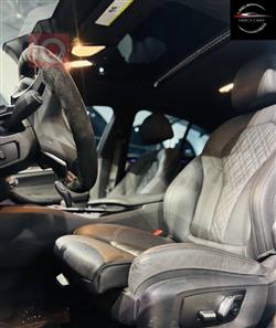 بی ئێم دەبڵیو سیریەس 5